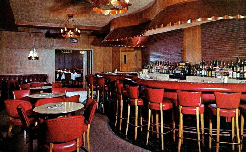 Marios Restaurant - Postcard (newer photo)